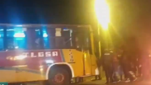 Pobladores claman por un mejor servicio del transporte público en Emboscada