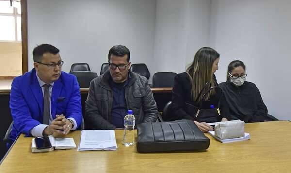 Tercera suspensión del juicio a odontóloga y anestesista por la muerte de la niña Thirza - Nacionales - ABC Color