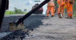 La Nación / Por G. 148.000 millones, el MOPC adjudica obras en rutas más importantes