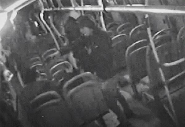 Video: asaltan a universitarios y a chofer de colectivo en Itauguá - Policiales - ABC Color