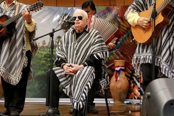 Rifa solidaria para ayudar al gran maestro Quemil Yambay - Unicanal