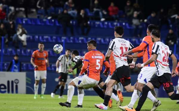 Felipe Giménez: “Perdimos bien, pero vamos a recuperarnos”. - Fútbol - ABC Color