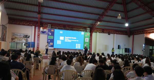 Diario HOY | Más de 2600 estudiantes y docentes participaron de Metainnova en Encarnación