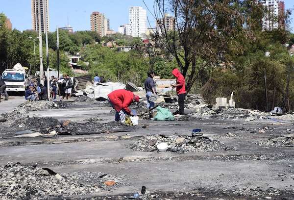 Incendio: familias ocupaban irregularmente Costanera Norte desde el 2018; Nenecho no hizo nada - Nacionales - ABC Color