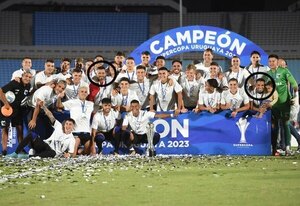 Versus / Miguel Samudio se une a la vigilia por Juan Izquierdo, su excompañero en Liverpool