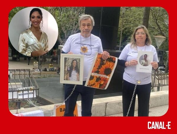 PADRES DE SOL CHÁVEZ SE ENCADENAN EXIGIENDO JUSTICIA