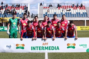 Versus / Denuncian supuesto intento de soborno a un futbolista en la División Intermedia