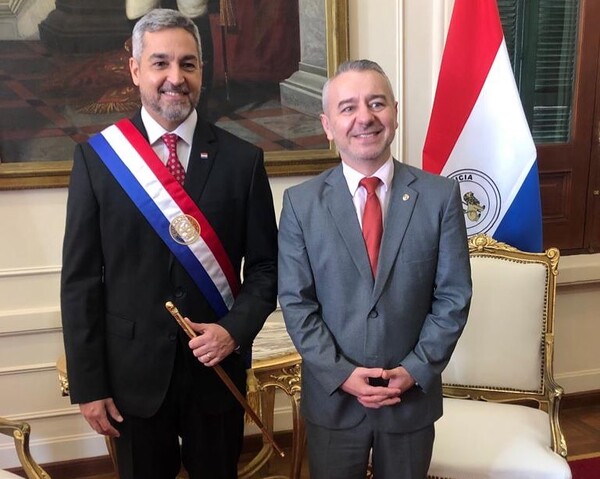 Mario Abdo confirma precandidatura de Daniel Centurión para la intendencia de Asunción - Megacadena - Diario Digital