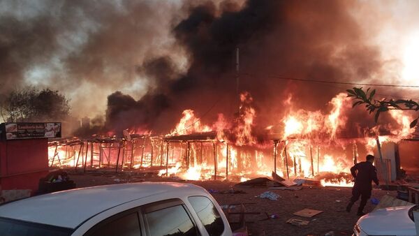 Voraz incendio en zona de Costanera Norte - Megacadena - Diario Digital