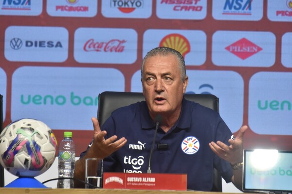 Mañana saldrá la primera lista de convocados de Alfaro al frente la Albirroja - Megacadena - Diario Digital