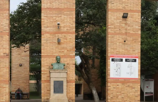 Estudiantes de Derecho UNA denuncian irregularidades