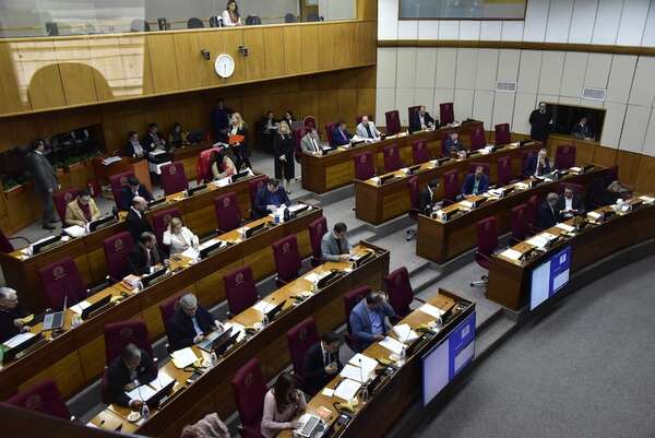 Senadores rifarán mañana G. 4.839 millones para creación de cargos - Política - ABC Color