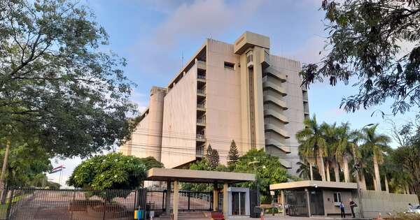 La Nación / Concurso en el BCP despierta gran interés y ya registró más de 1.300 postulaciones