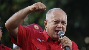 Maduro nombra a Diosdado Cabello ministro de Interior y Justicia para que traiga "paz"