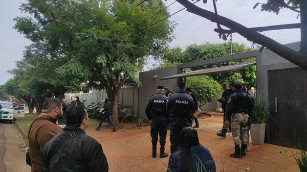 En 20 días tendrán los resultados de la inspección a la casa de Lalo Gomes - ADN Digital