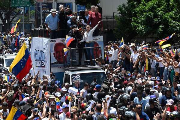 Oposición de Venezuela marcha contra reelección de Maduro que se blinda - Mundo - ABC Color