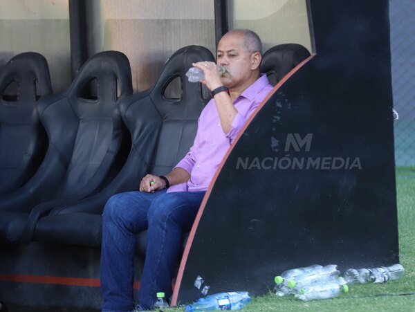 Versus / Guaraní juega por el crédito de Chiqui Arce ante el urgido Sol de América