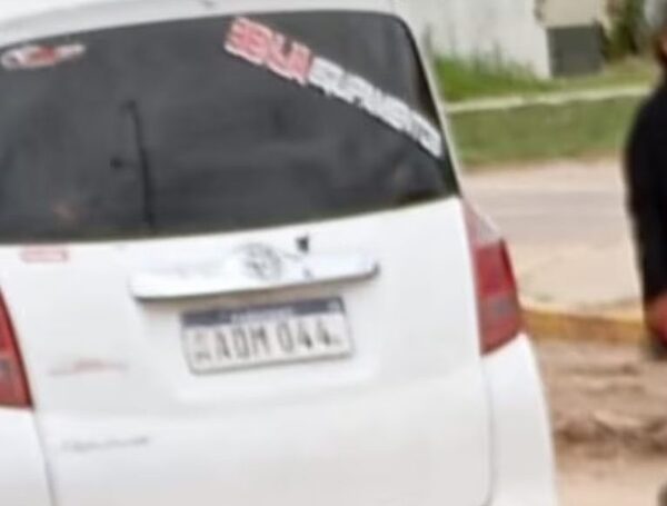 Mujeres en moto persiguen a hombre que intentó raptar a un niño en Loma Pytã · Radio Monumental 1080 AM