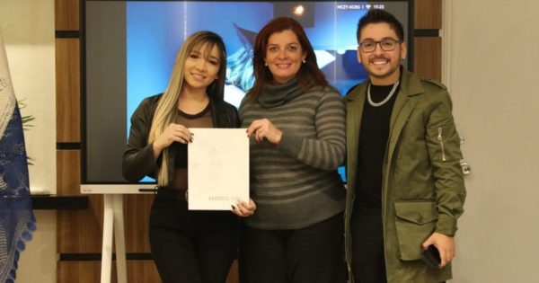 ¡Marilina Bogado recibió un reconocimiento por su tema propio!