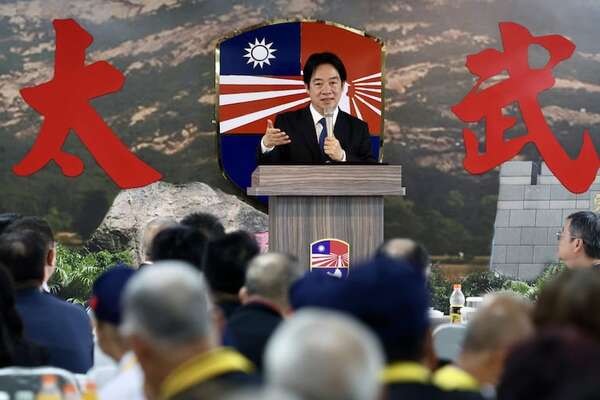 Wang Yi dice que “EEUU debe dejar de armar a Taiwán” y avisa contra “independentismo” - Mundo - ABC Color