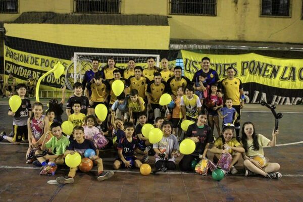 Atenas, San Alfonso y Tacumbú arrancan en punta en semifinales de la Copa de Oro de salonismo - .::Agencia IP::.