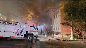 Corto circuito provocó incendio en una Comisaría de Asunción