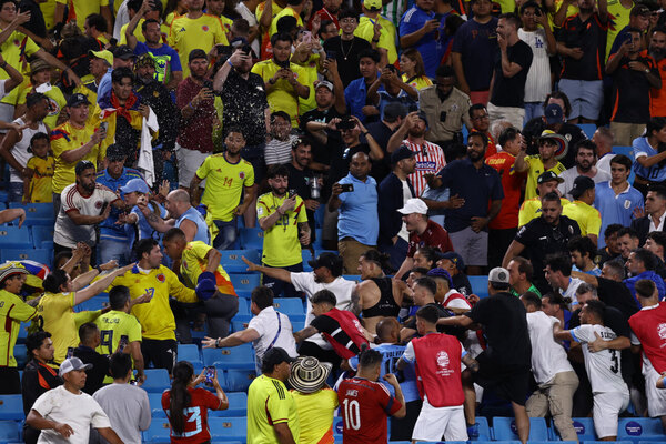 Conmebol sanciona a 11 jugadores de Uruguay a días del partido ante Paraguay