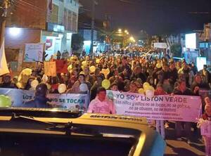 [VIDEO] Emotiva marcha en homenaje a la beba que fue abusada y asesinada