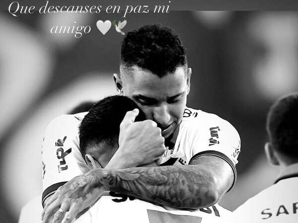 Juan Izquierdo: Condolencias de dos compañeros paraguayos - Fútbol Internacional - ABC Color