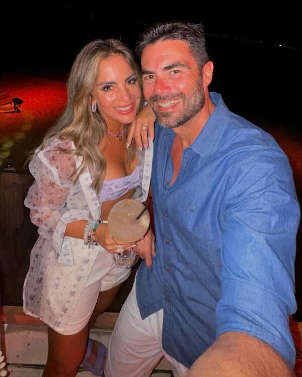 Maga Páez y Patricio Escobar, 7 años de casados y nueva luna de miel en Saint Martin - Gente - ABC Color