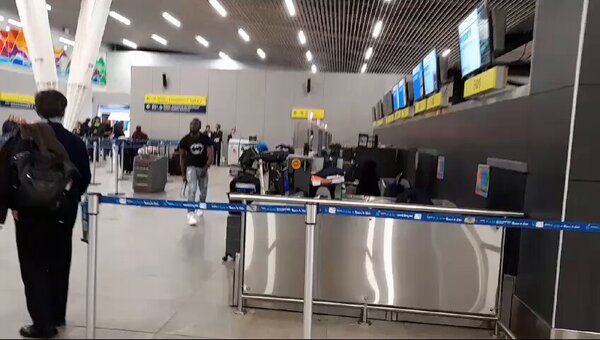 PASAJERO NO QUISO PAGAR EXTRA EN EQUIPAJE Y SE ENFURECIÓ
