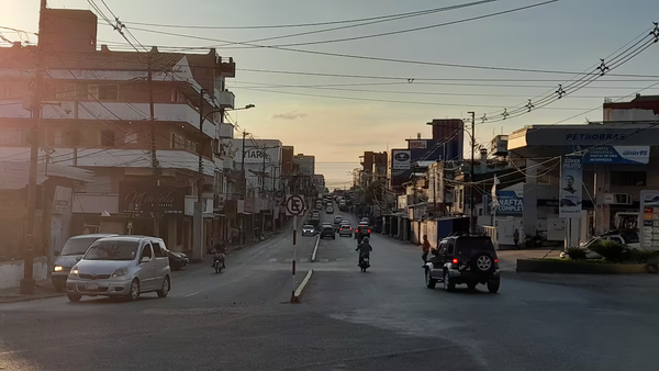 Mujer saltó de un segundo piso para evitar ser golpeada por su expareja en Asunción - Noticiero Paraguay