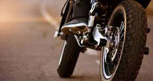 La Nación / Denuncian que en Luque motociclista acosa a estudiantes y docentes cerca de institución educativa