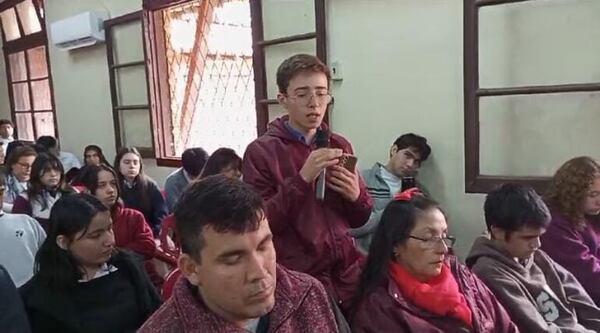 Estudiantes exponen realidad del programa Hambre Cero en conversatorio con autoridades del Ministerio de Desarrollo Social - Nacionales - ABC Color