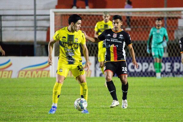 José Arrúa: “Entramos en el juego que le conviene a ellos - Fútbol - ABC Color