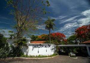 Jardín de la Paz, 35 años homenajeando la vida - Empresariales - ABC Color