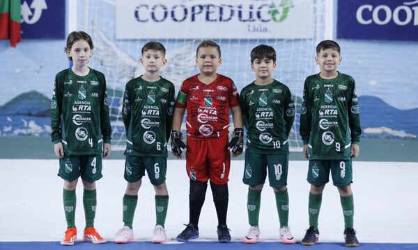 Paranaense golea en el arranque del Nacional C9