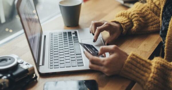 La Nación / Compras en línea continúan experimentando un rápido crecimiento, con un aumento del 41 % en julio