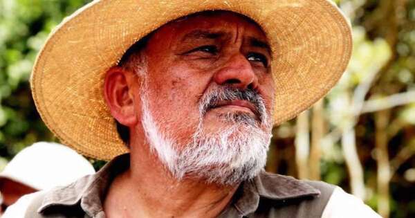 La Nación / Izquierdistas denuncian a Sixto Pereira por campaña sucia en internas de Tekojoja