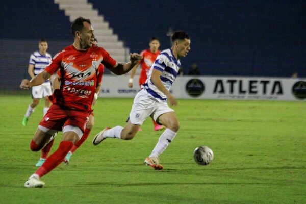 Versus / Confiado en su racha en casa, 2 de Mayo busca tumbar a Ameliano y llegar a la cima