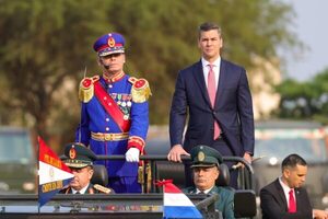 Peña destaca rol de las FF.AA. en defensa de la soberanía y garantiza inversión de USD 500 millones - El Trueno