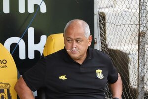 Versus / ¿Francisco Arce llega sin créditos al duelo ante Cerro Porteño?