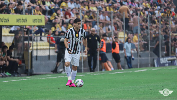 Versus / Hay interés: Iván Ramírez podría irse al Brasileirao