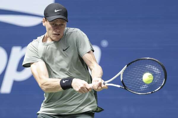 Sinner barre al joven Michelsen y pisa tercera ronda del US Open - Tenis - ABC Color