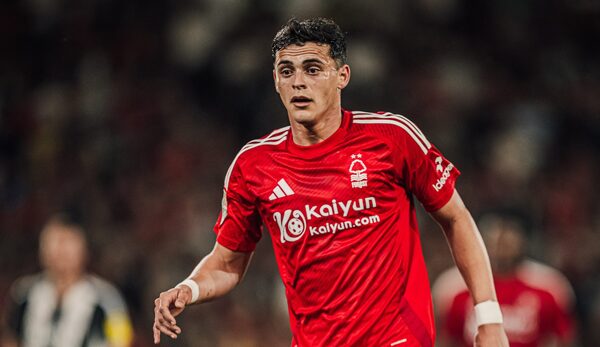 Ramón Sosa se une a la historia paraguaya tras debutar en la Carabao Cup