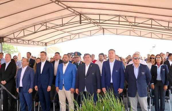 Realizaron palada inicial para el Centro Acuático Olímpico - trece