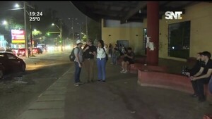 Parada del campus de la UNA, sin luces - SNT