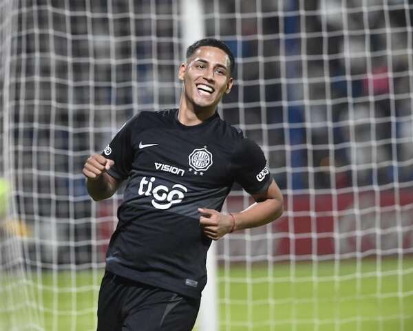 Tacuary vs. Olimpia: El decano manda en el Clausura - Fútbol - ABC Color
