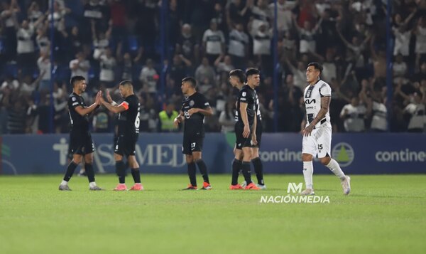 Versus / ¡Con lo justo! Olimpia sufrió mucho pero recuperó la punta