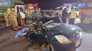 Un fallecido, tres heridos y caos en el tránsito tras terrible choque en San Lorenzo